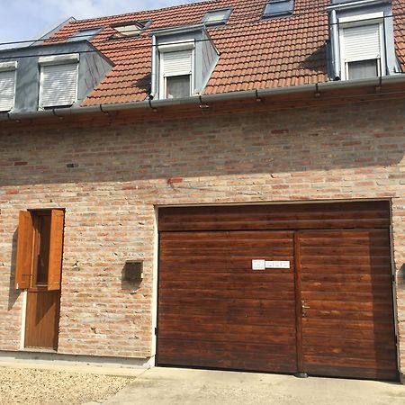 Abban Durmolj Apartman Gyula Eksteriør billede